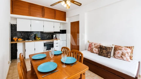 Apartamento T1 para Venda em Quarteira