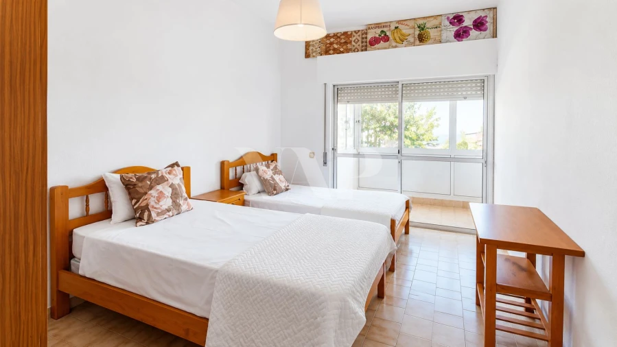 Apartamento T1 para Venda em Quarteira Foto 4