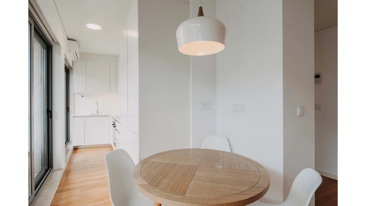 Apartamento T2 para Venda em Santo António Foto 7