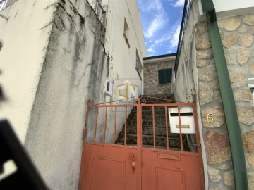Moradia T3 para Venda em Aldeia Velha