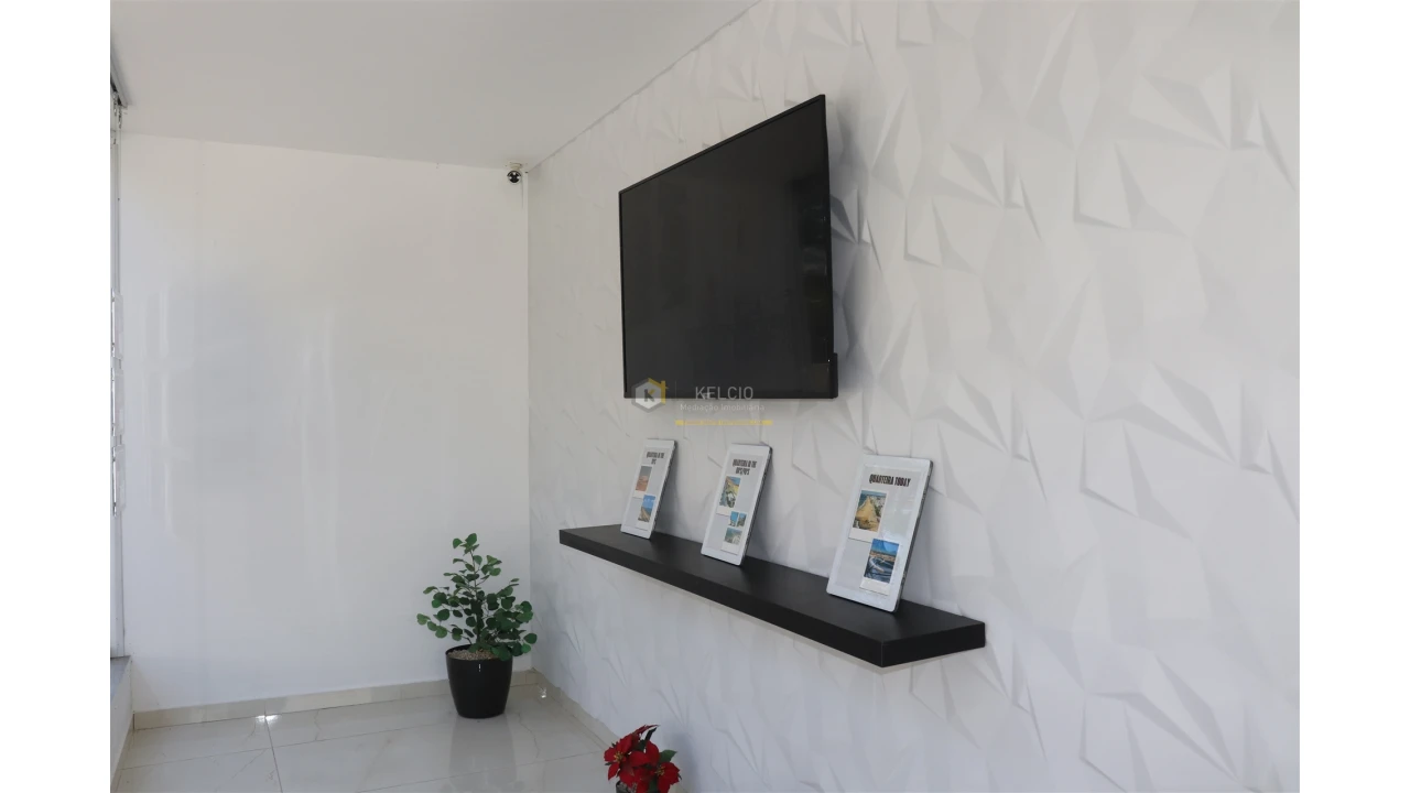 Loja para Arrendamento em Quarteira Foto 7