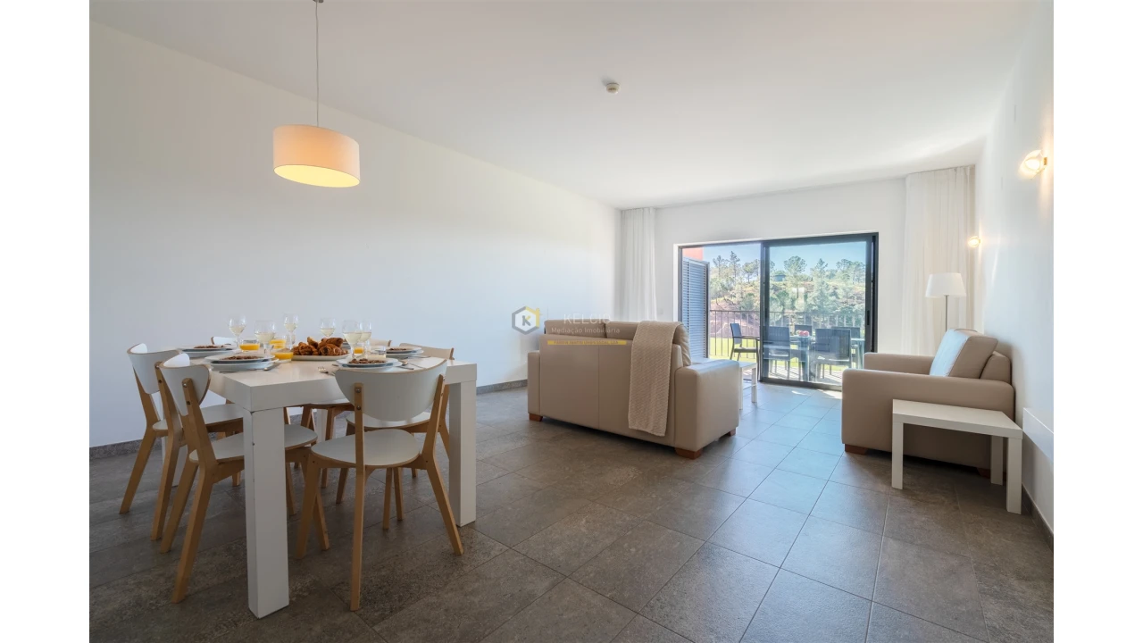 Apartamento T3 para Venda em Mexilhoeira Grande Foto 2