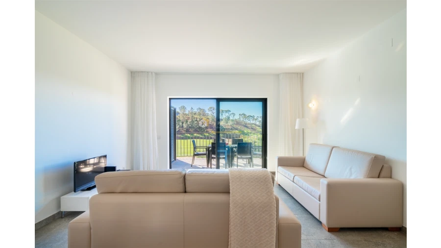 Apartamento T3 para Venda em Mexilhoeira Grande Foto 5