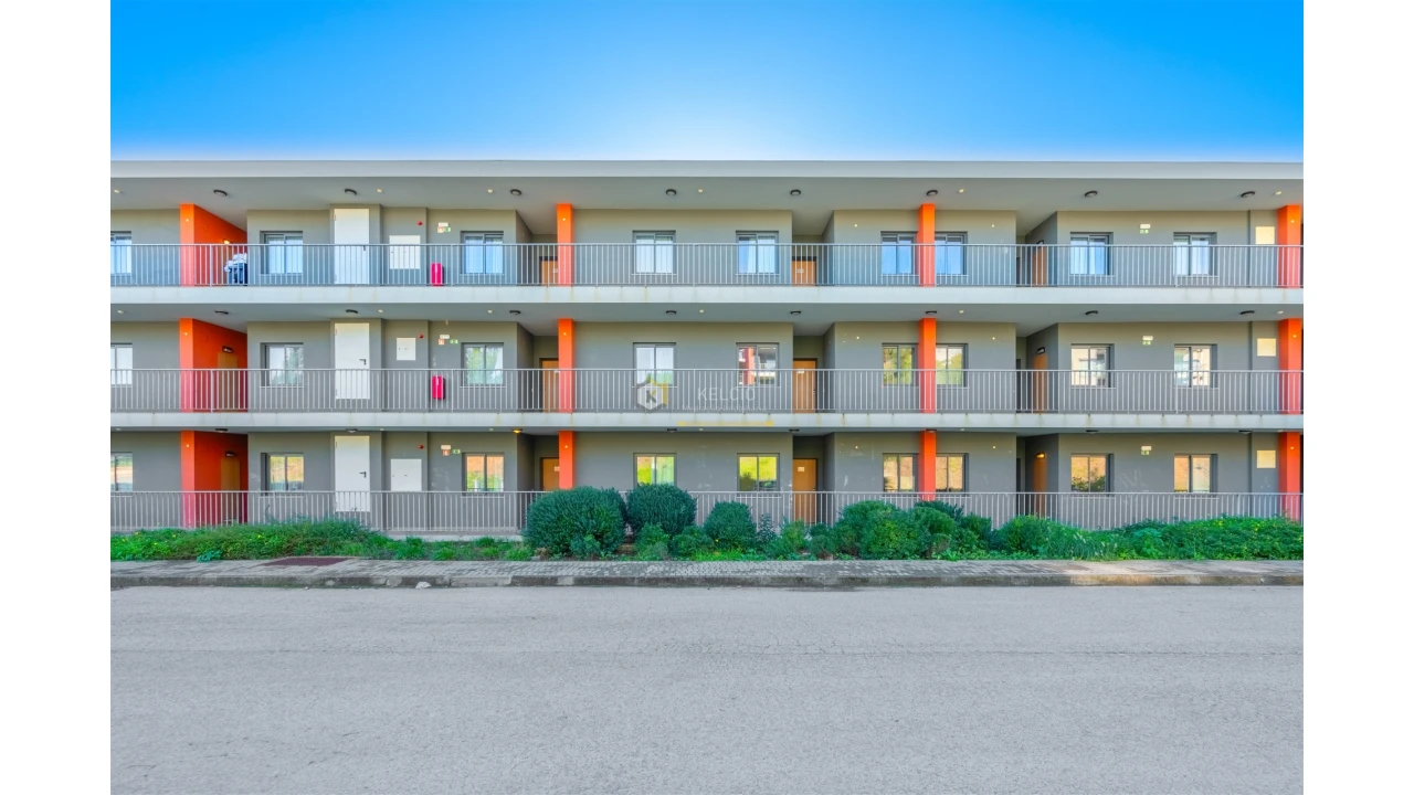 Apartamento T1 para Venda em Mexilhoeira Grande Foto 20