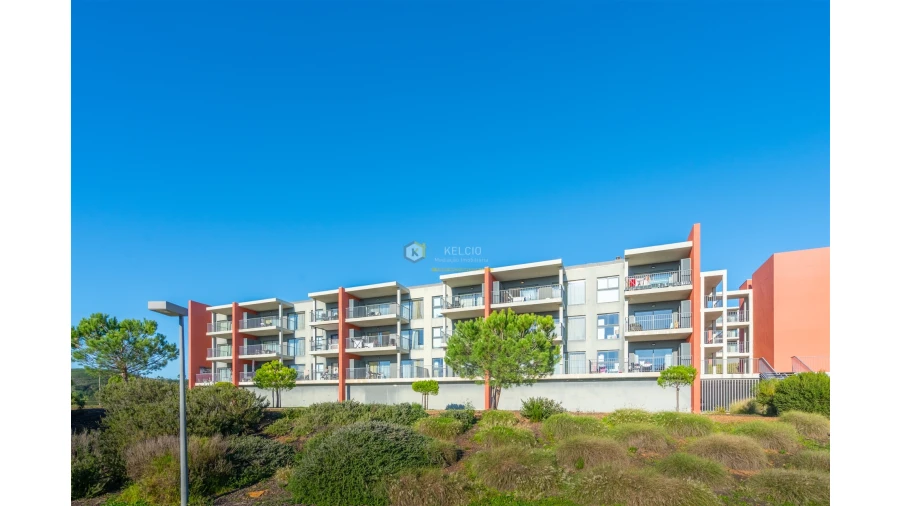 Apartamento T1 para Venda em Mexilhoeira Grande Foto 32