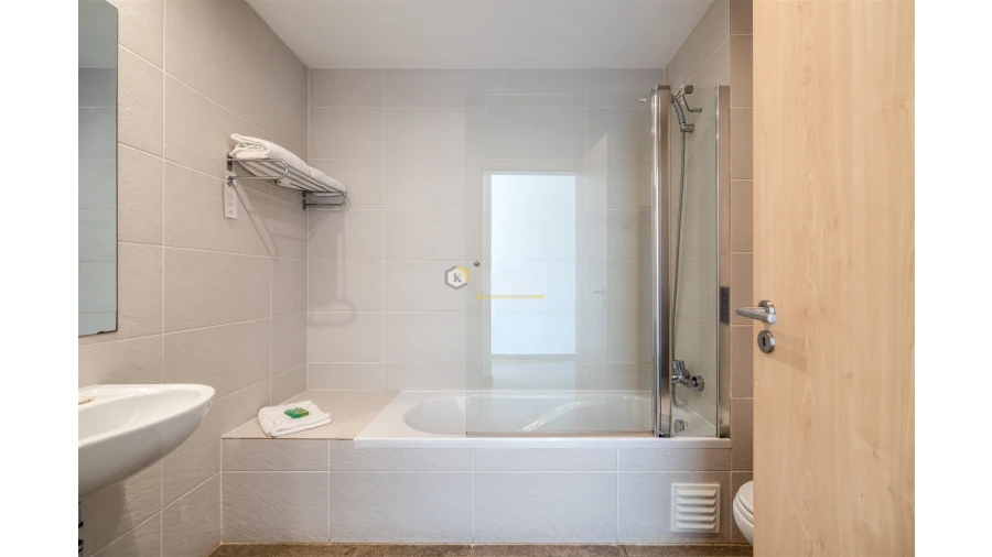 Apartamento T1 para Venda em Mexilhoeira Grande Foto 13