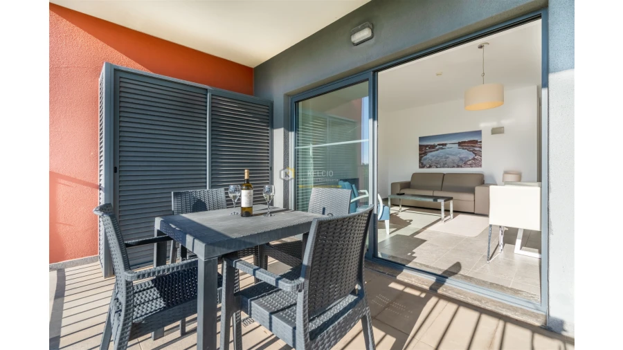 Apartamento T1 para Venda em Mexilhoeira Grande Foto 12