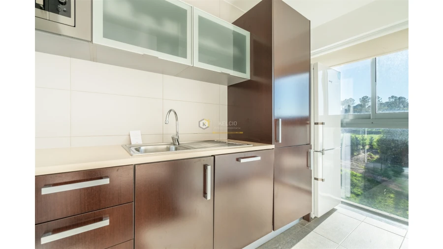 Apartamento T1 para Venda em Mexilhoeira Grande Foto 10