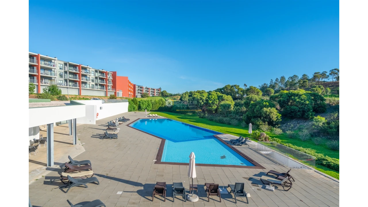 Apartamento T1 para Venda em Mexilhoeira Grande Foto 31