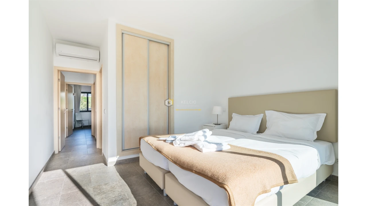 Apartamento T2 para Venda em Mexilhoeira Grande Foto 14