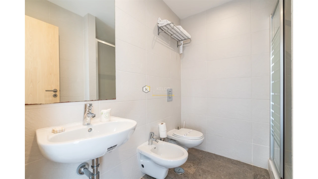 Apartamento T2 para Venda em Mexilhoeira Grande Foto 15