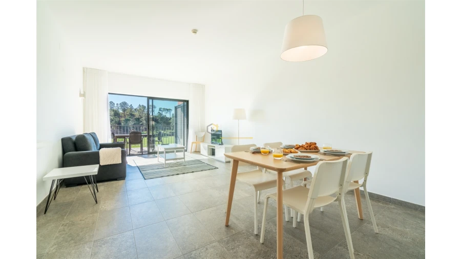 Apartamento T2 para Venda em Mexilhoeira Grande Foto 7