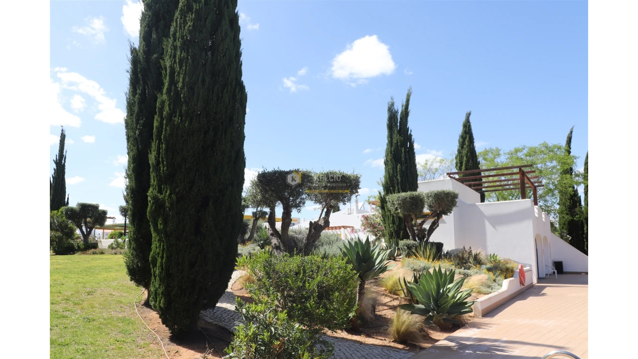 Moradia T2 para Venda em Quarteira Foto 34