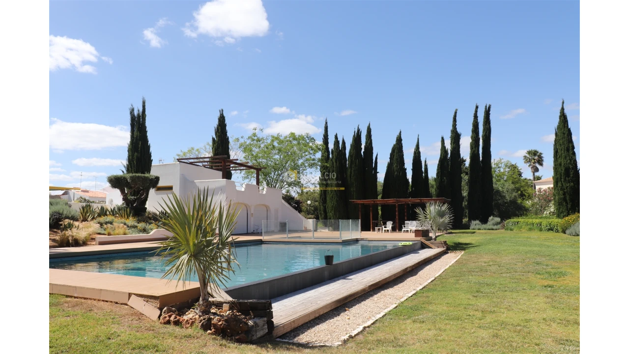 Moradia T2 para Venda em Quarteira Foto 37