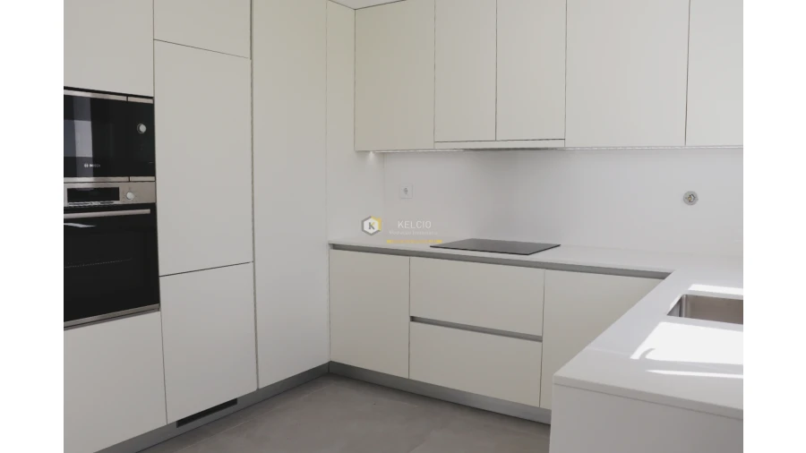 Moradia T2 para Venda em Quarteira Foto 4