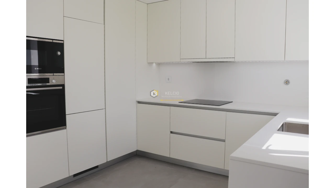 Moradia T2 para Venda em Quarteira Foto 4