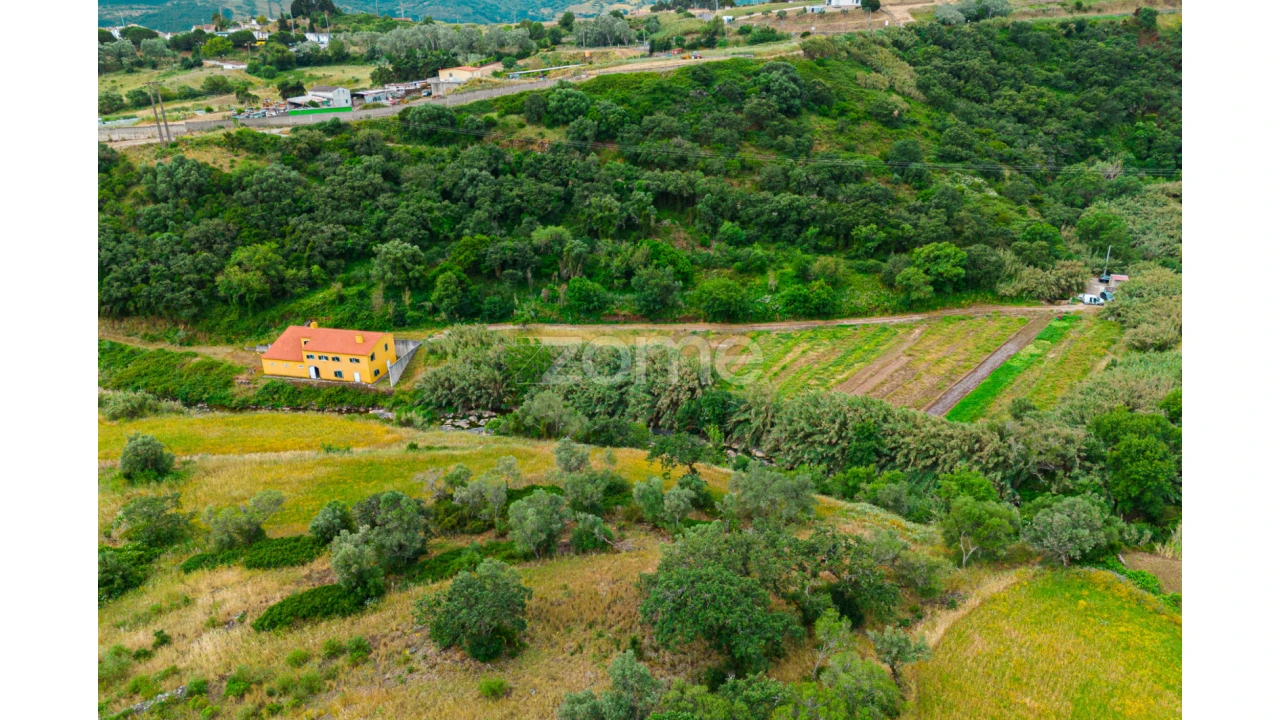 Quinta T4 para Venda em Loures Foto 11