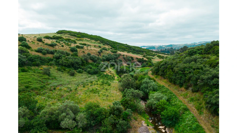 Quinta T4 para Venda em Loures Foto 17
