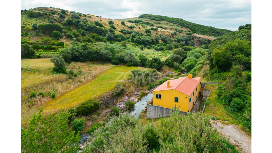 Quinta T4 para Venda em Loures Foto 4
