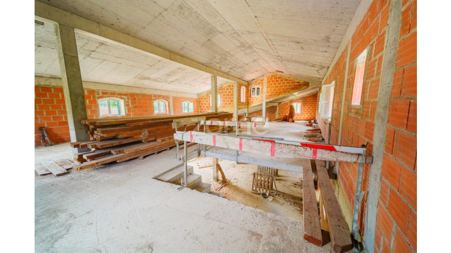 Quinta T4 para Venda em Loures Foto 26