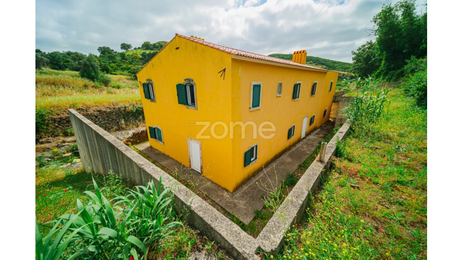 Quinta T4 para Venda em Loures Foto 8