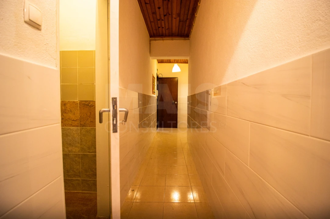 Apartamento T1 para Arrendamento em São Vicente Foto 6