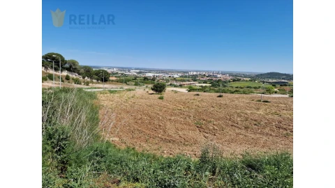 Terreno para Venda em Alenquer (Santo Estêvão e Triana)