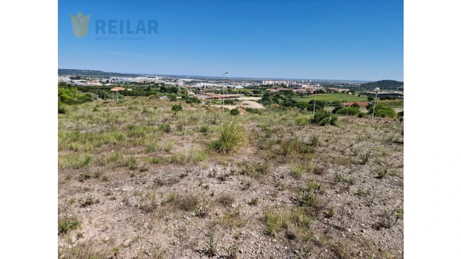 Terreno para Venda em Alenquer (Santo Estêvão e Triana)