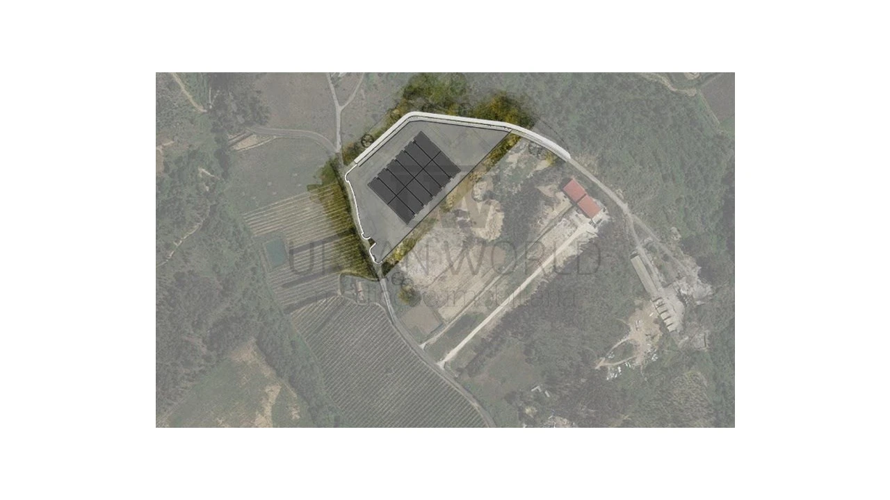 Terreno Comércio / Armazém para Venda em Santo Isidoro Foto 4