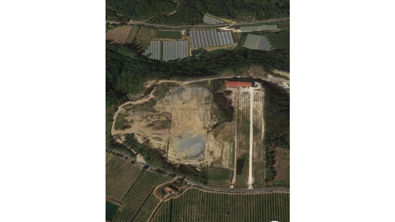 Terreno Comércio / Armazém para Venda em Santo Isidoro Foto 11