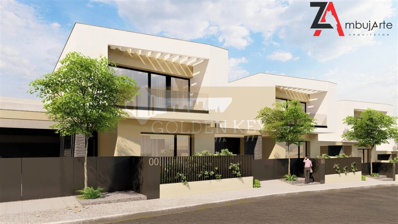 Moradia T4 para Venda em Marinha Grande Foto 3