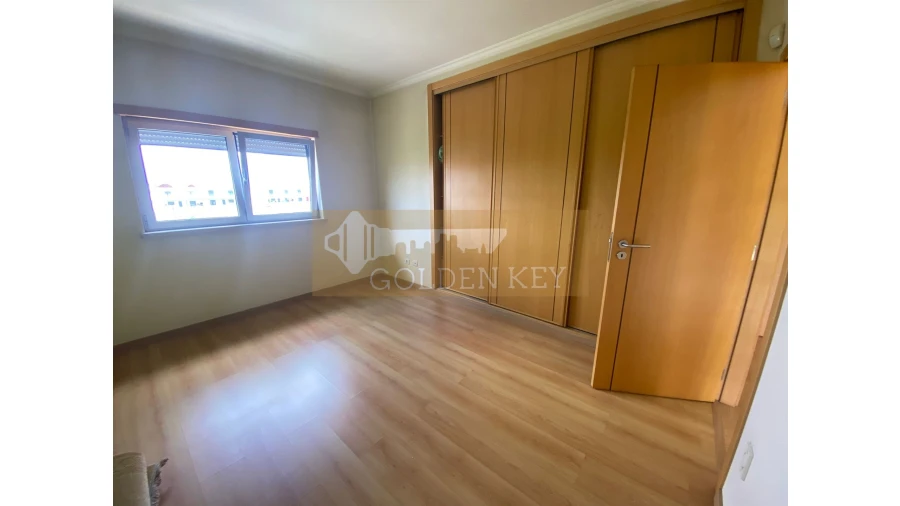 Moradia T5 para Venda em Marrazes e Barosa Foto 21