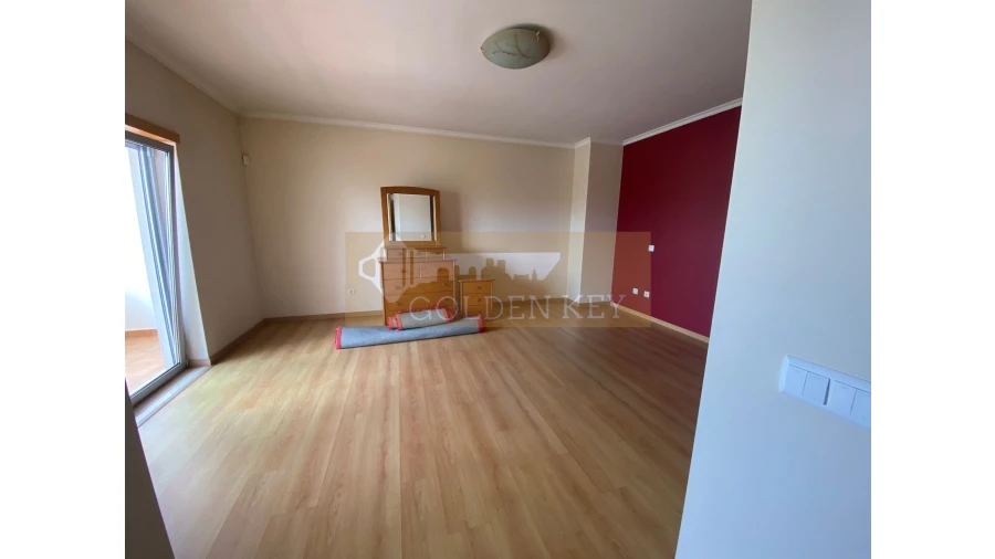 Moradia T5 para Venda em Marrazes e Barosa Foto 22