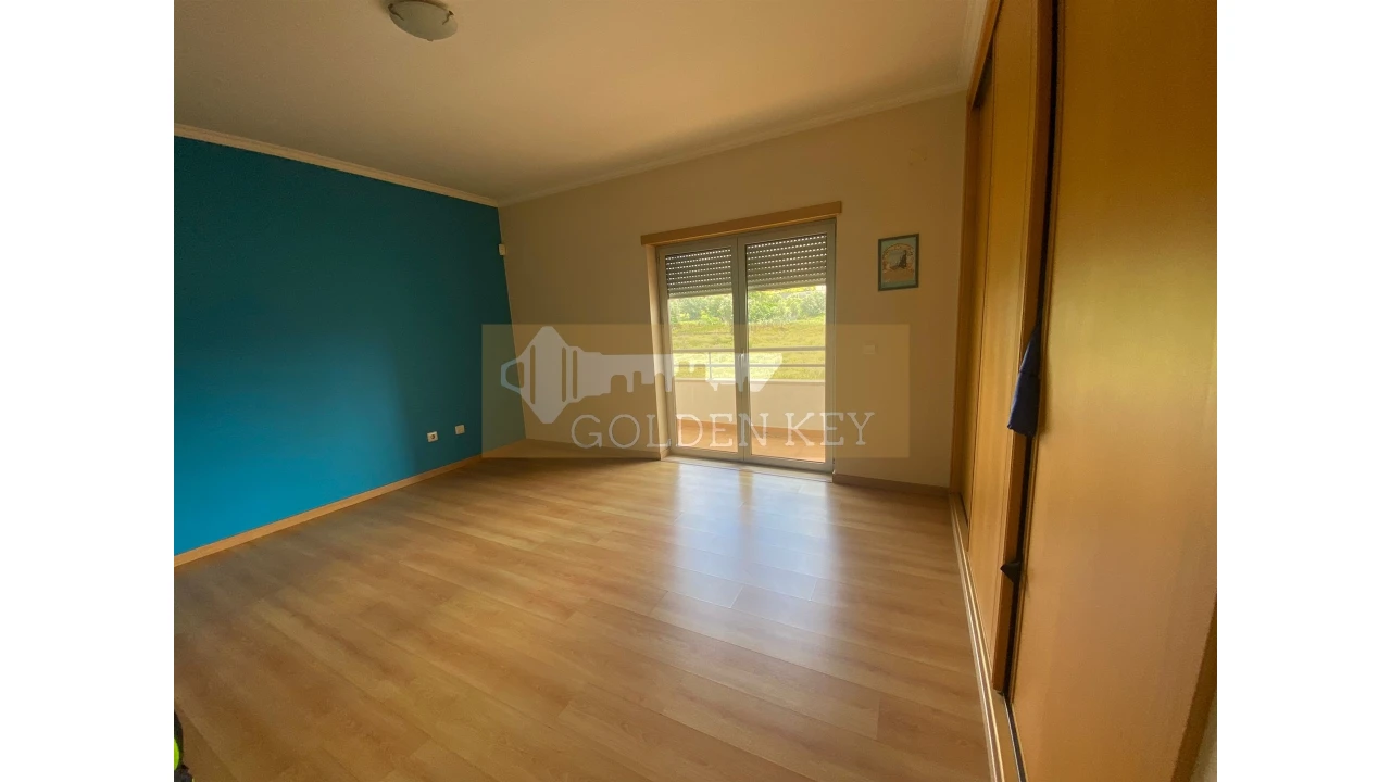 Moradia T5 para Venda em Marrazes e Barosa Foto 30