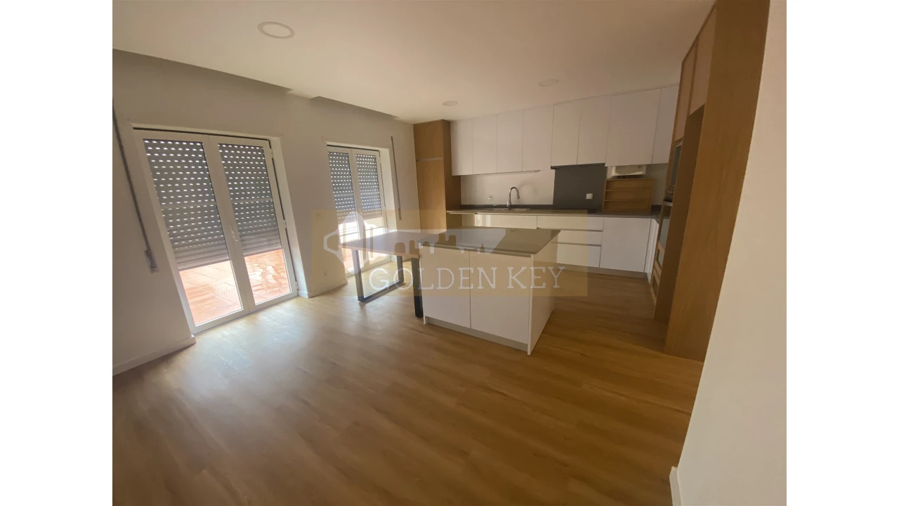 Moradia T4 para Venda em Marrazes e Barosa Foto 7