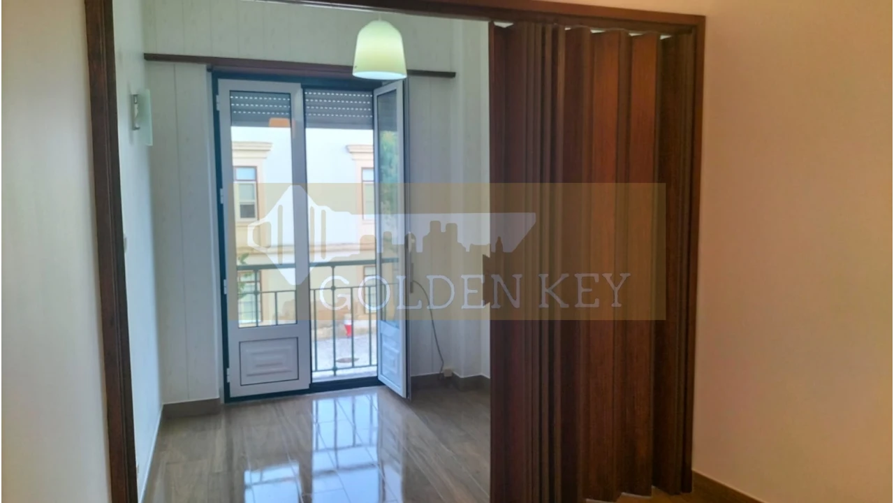 Apartamento T2 para Venda em São João Baptista e Santa Maria dos Olivais Foto 14