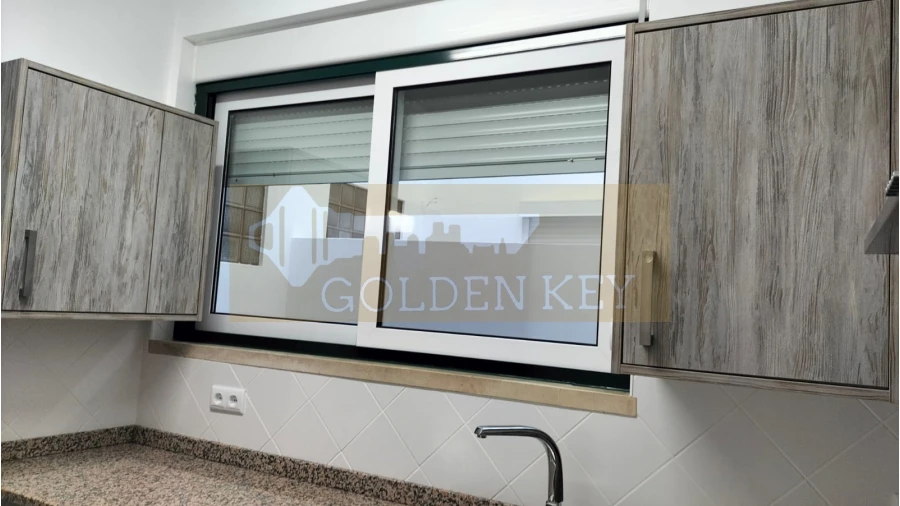 Apartamento T2 para Venda em São João Baptista e Santa Maria dos Olivais Foto 10