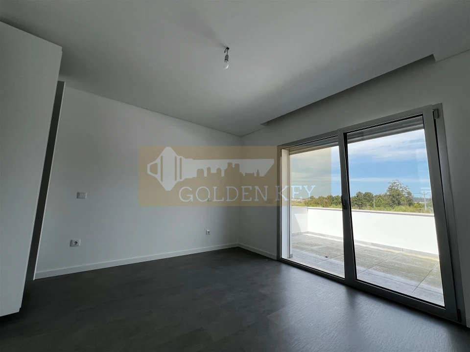 Moradia T5 para Venda em Marrazes e Barosa Foto 14