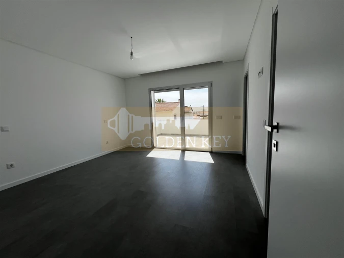 Moradia T5 para Venda em Marrazes e Barosa Foto 12