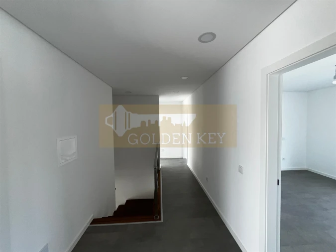 Moradia T5 para Venda em Marrazes e Barosa Foto 15