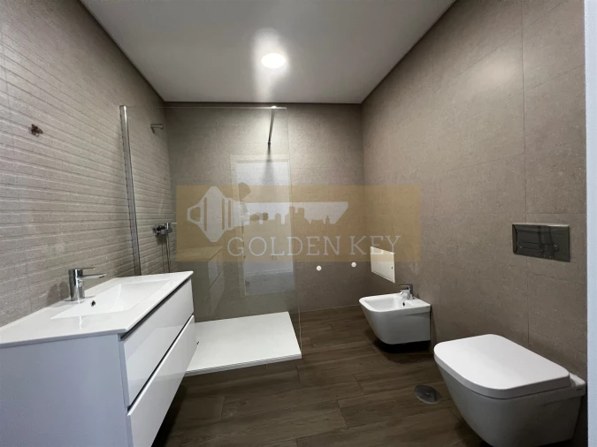 Moradia T5 para Venda em Marrazes e Barosa Foto 6