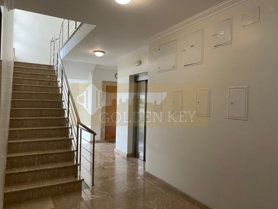 Apartamento T3 para Venda em São Martinho do Porto Foto 38