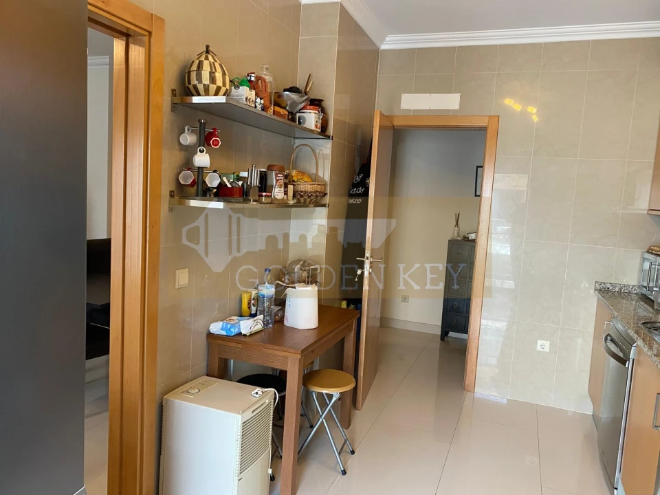 Apartamento T3 para Venda em São Martinho do Porto Foto 32