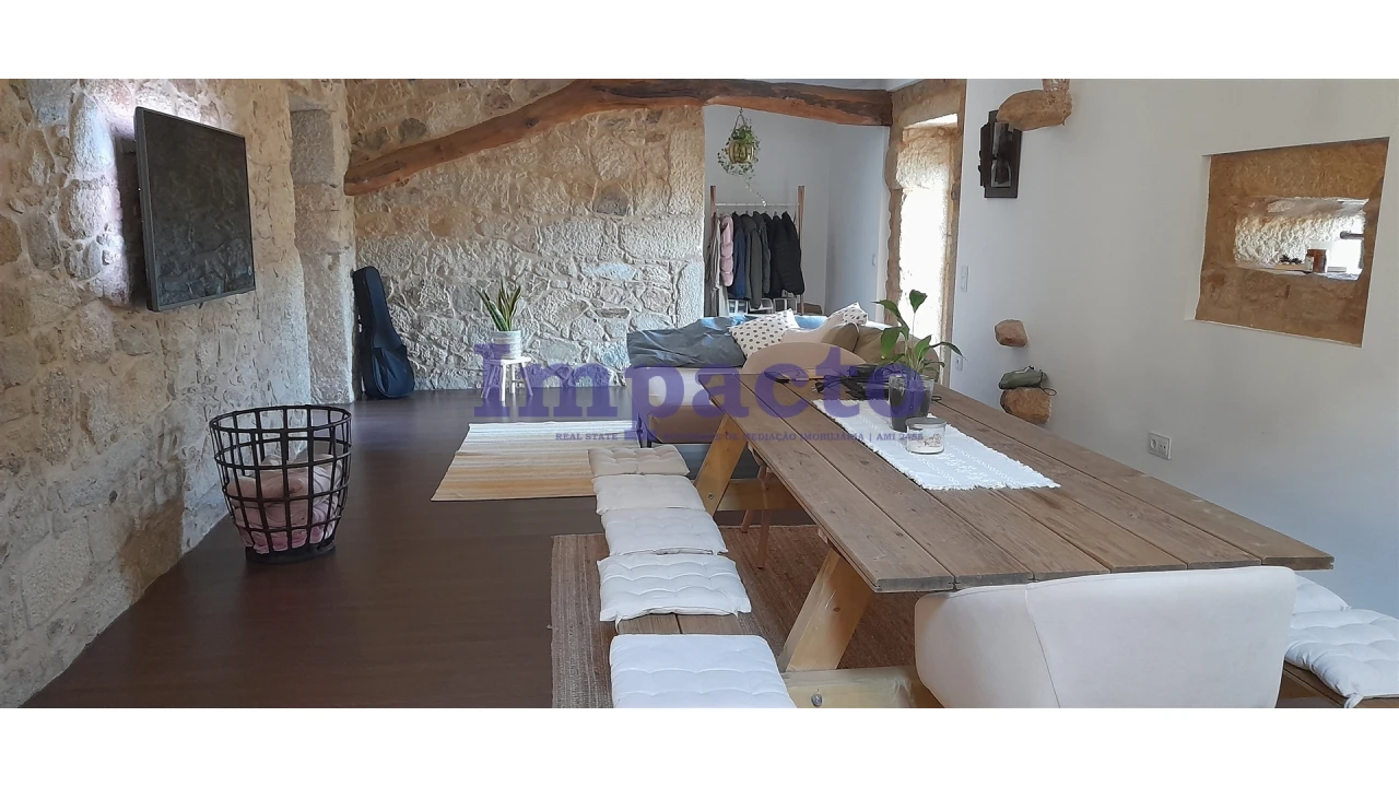 Moradia T3 para Venda em Vila Chã, Codal e Vila Cova de Perrinho Foto 1