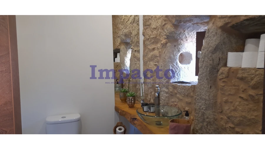 Moradia T3 para Venda em Vila Chã, Codal e Vila Cova de Perrinho Foto 8