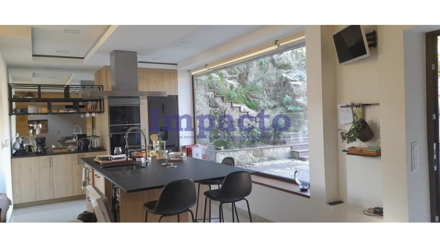 Moradia T3 para Venda em Vila Chã, Codal e Vila Cova de Perrinho Foto 6