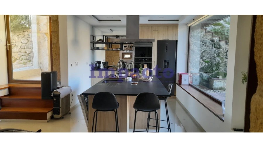 Moradia T3 para Venda em Vila Chã, Codal e Vila Cova de Perrinho Foto 4