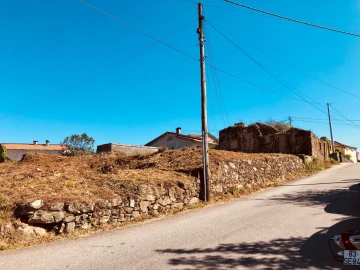 Terreno para Venda em Vila de Cucujães