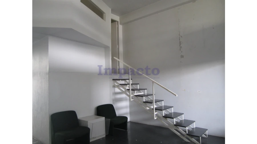 Loja para Venda em São João da Madeira Foto 3