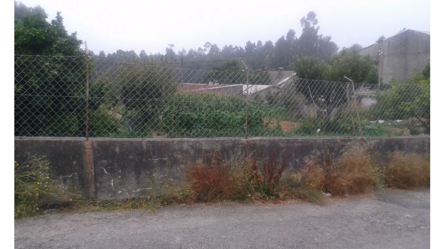 Terreno para Venda em Arrifana Foto 2